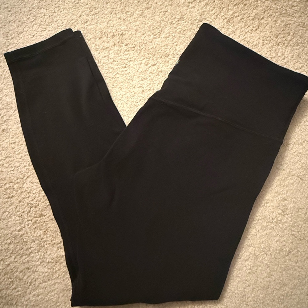 Black Athleta 7/8 Elation Legging